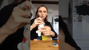 Как научить ребёнка указательному жесту