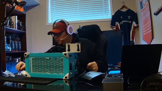 Nothing is cooler than Caribbean Blue NR200P, I9 10900, RTX 3070 TI FE, GSkill Royal Ram, ITX buil смотреть онлайн