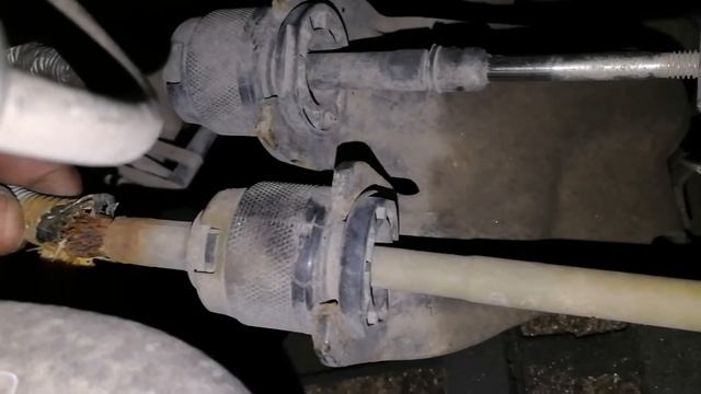 Замена тросика МКПП, Дневник форда ч3, форд фокус 3, коробка передач. Подробная замена тросика. смотреть онлайн