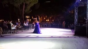 Танец спины от турецкой красавицы