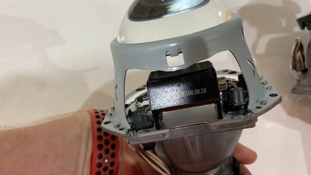 Би-ксеноновые линзы Hella 3R Dixel 5D New Night series 3.0" смотреть онлайн