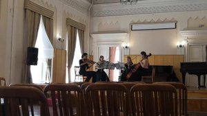 Ф. Шуберт Квартет соч.125 N:1 1 часть