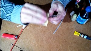 Поплавок для летней рыбалки из подручных материалов