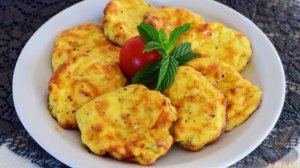 В сырной шубке.
КАБАЧКИ, ЗАПЕЧЕННЫЕ С СЫРОМ