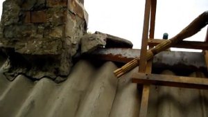 РЕМОНТ ТРУБЫ ДЫМОХОДА на крыше дома  Ремонтируем ДЫМАРЬ (Ч 1)