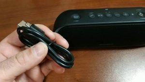 Обзор Sony SRS-XB20