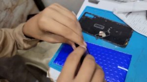 Замена экрана Samsung Galaxy Mobiles Broken Screen Replacement  - Samsung Cracked Display