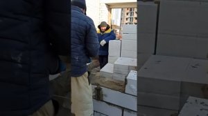Правильная укладка Газосиликата.80- десятники эавидуйте..