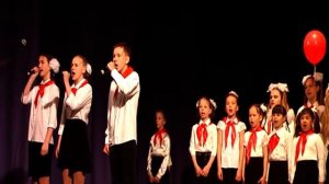 "Взвейтесь кострами" - исп. детская вокально - эстрадная студия "Мечта"