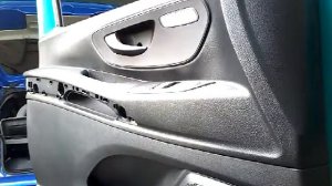Как снять обшивку карту передней двери MERCEDES VITO(2015)demontaz boczka drzwi przod/door panel re