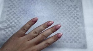 Маникюр самой себе