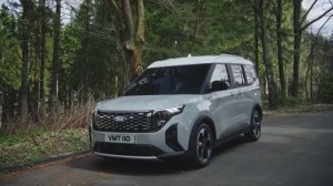 Электромобиль фургон Ford E-Tourneo Courier 2023 года