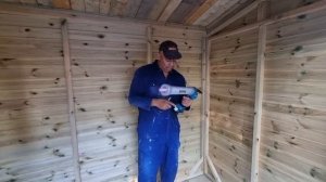 Fitting insulation using a Makita 18v Caulking Gun