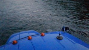 По воде