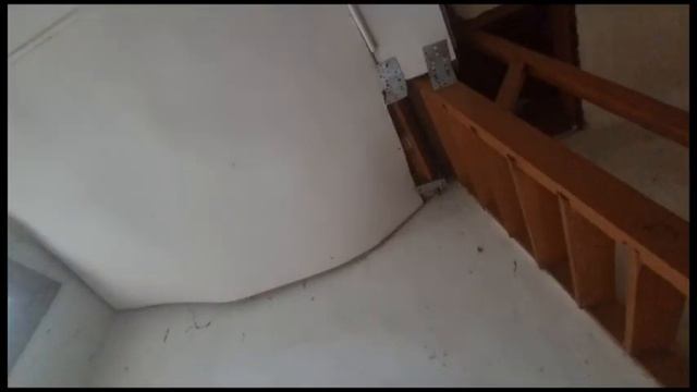 Потолок провис в бараке у питомника Шуранова смотреть онлайн