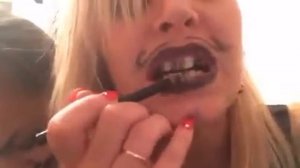 Таня Шилова с подругой