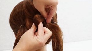 Простая вечерняя прическа для Коротких волос. A simple evening hairstyle for Short hair.