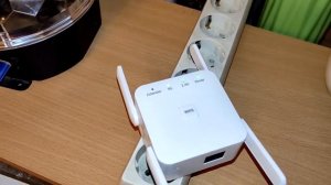 Двухдиапазонный Wi Fi репитер с AliExpress за 1185 рублей