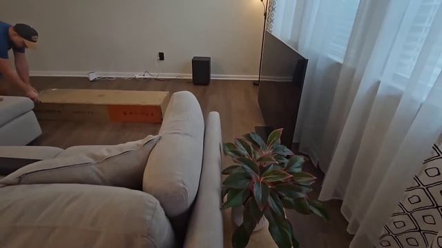 Обустройство дома/Купили новую мега крутую кровать/Собираем новую тумбу под телевизор/США/Влог смотреть онлайн