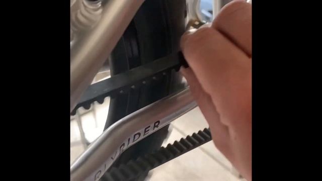 Diagnosing An Issue With Gavin’s Early Rider смотреть онлайн