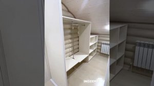 Гардеробная комната с дверями купе