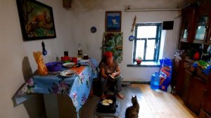 Только Встала, Есть Нечего! Решила Пожарить Баклажаны. Опять Чуть Не Замкнуло. Боимся Выезжать.