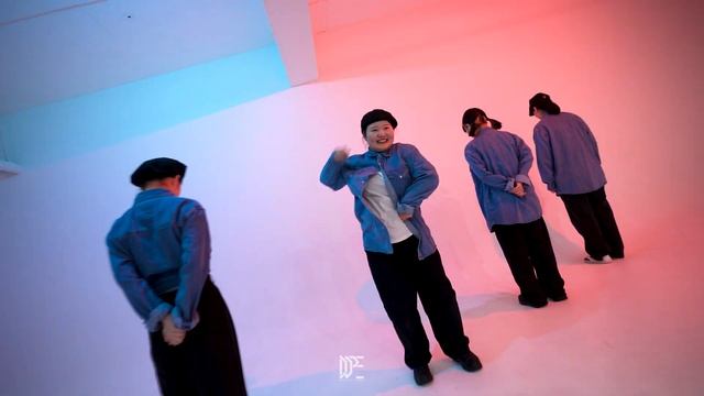 Bruno Mars, Anderson .Paak, Silk Sonic - 777 / DABONG LOCKING смотреть онлайн