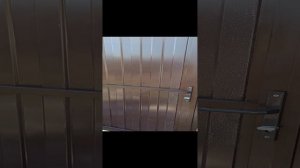 Ворота распашные и калитка с Т образного профиля.