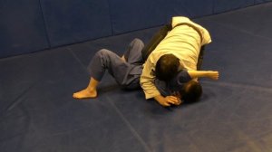 БЖЖ: два варианта удушения с помощью кимоно/BJJ: two chokes using the opponent's kimono