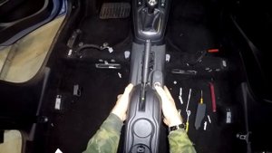 Как подтянуть трос ручника Citroen C-Elysee 2012-н.в.