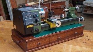 Proxxon PD 250/E Подставка под токарный станок / Support for the desktop lathe.