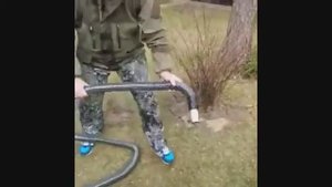 Уборка участка промышленным пылесосом ADS328