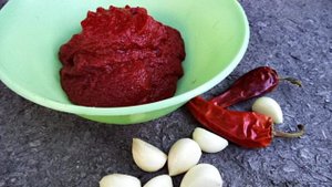 Нежная аджика со сливами