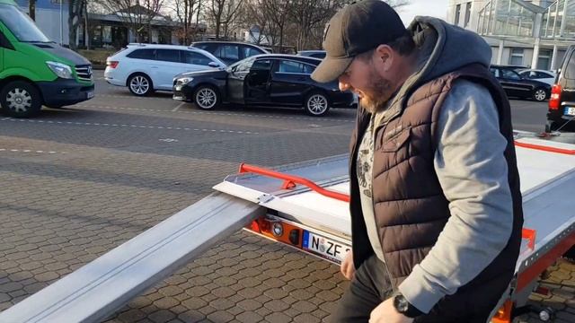 Еду с прицепом забирать Мерседес. смотреть онлайн