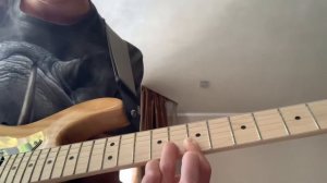 Как играть песню Freaks на гитаре