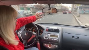 Выезд со двора на перекресток. Светофор не везде. Ваш вопрос.