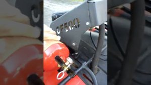 Крепление огнетушителя на квадроцикл CF500
