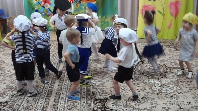 2019 Первая младшая группа. Танец "Яблочко" смотреть онлайн