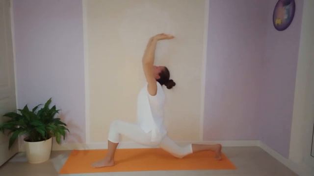 Приветствие Солнцу- Сурья Намаскар🌞 (с биджа мантрами быстрый вариант) смотреть онлайн