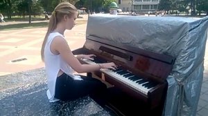 Уличное пианино в Ростове