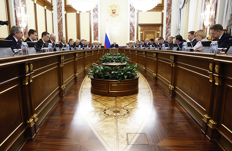 Мишустин рассказал об увеличении зарплат врачей из малых городов / События на ТВЦ