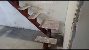 Металлокаркас лестницы на второй этаж. Металлическая лестница на монокосоуре.