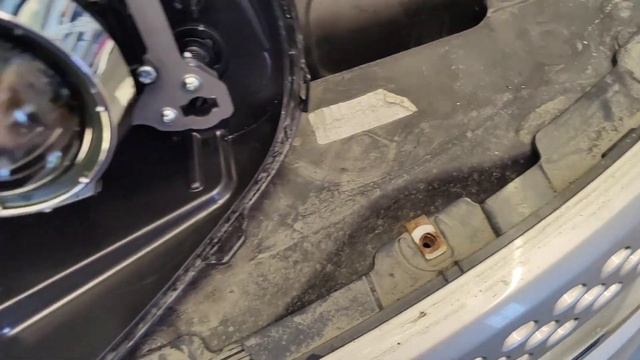 Установка лазерных модулей Aozoom на Ford EXPLORER 2015. Динамичный поворотник. Американский стиль. смотреть онлайн