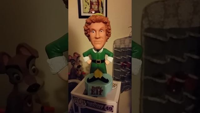 Elf bobble head