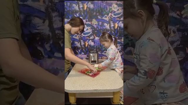 Приготовил сэндвич. Обзор тостер Kitfort KT-2048 #kitfort, #kitfortKT-2048, #отличныйсэндвич#kitfor смотреть онлайн