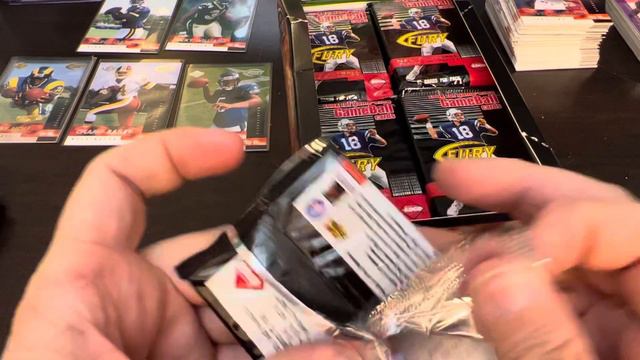 1999 COLLECTORS EDGE FURY HOBBY BOX - CHAMP BAILEY, TORRY HOLT, DONOVAN MCNABB ROOKIES & MORE смотреть онлайн