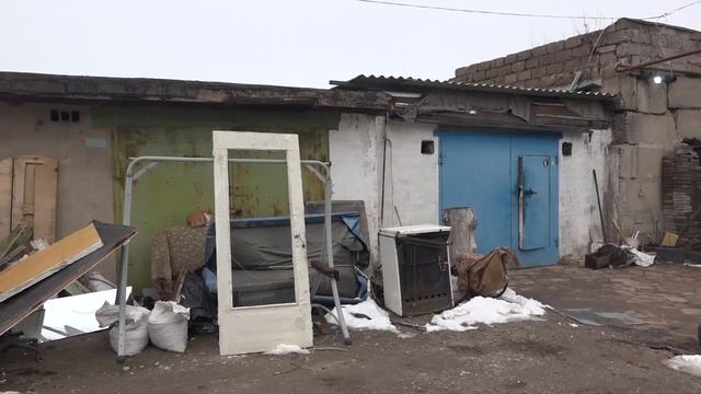 В ЛНР полицейскими выявлен подпольный цех по производству спиртосодержащей продукции