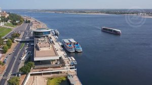 Теплоход Мустай Карим в Волгограде