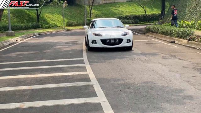 Review & Driving Mazda MX5 2.0L Convertible 2013 With Fast Automobil