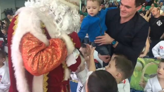 Маленький символ 2019 года смотреть онлайн